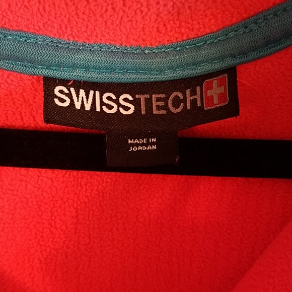 SwissTech Jacket - Picture 2 of 7